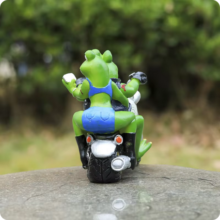 Motorbike Riding Frogs Statue